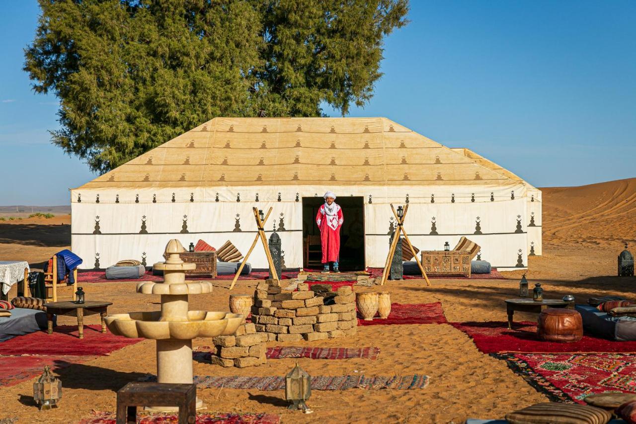 Готель Prestigious Camp Мерзуга Екстер'єр фото