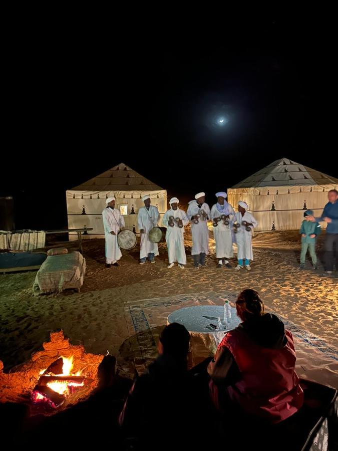 Готель Prestigious Camp Мерзуга Екстер'єр фото